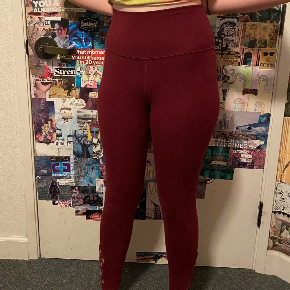 Maroon High-Waisted Old Navy Leggings